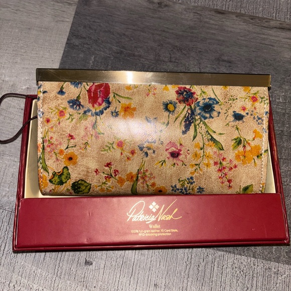 Patricia Nash Floral Wallet - Multicolor - Picture 2 of 8